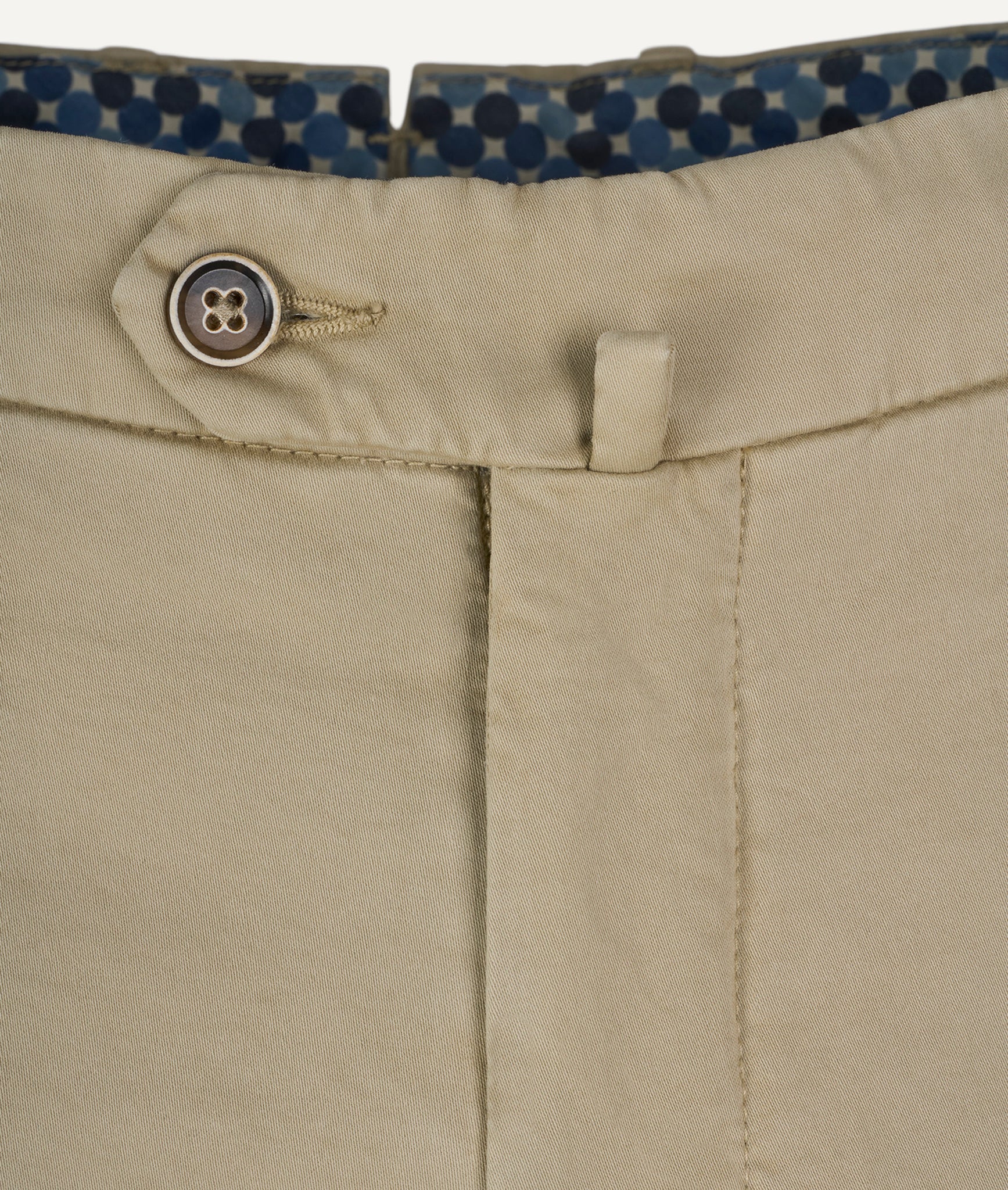 Chinos in Organic Cotton
