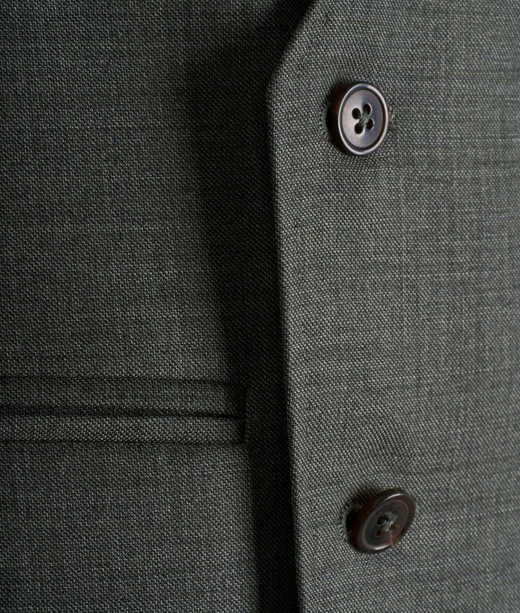 Single-Breasted Suit in Drago Vantage Super 130’s Wool