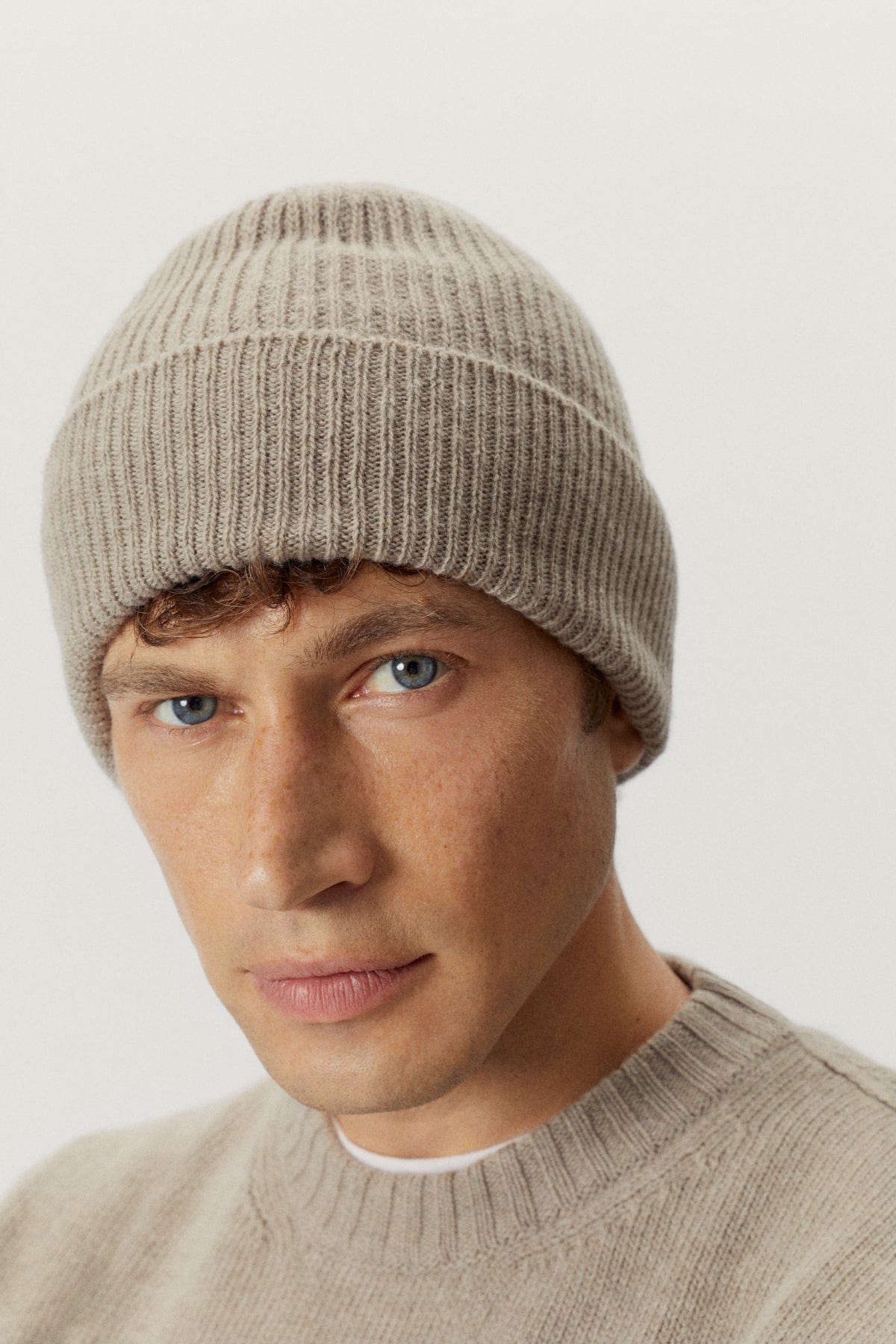 Oak | The Woolen Ribbed Beanie