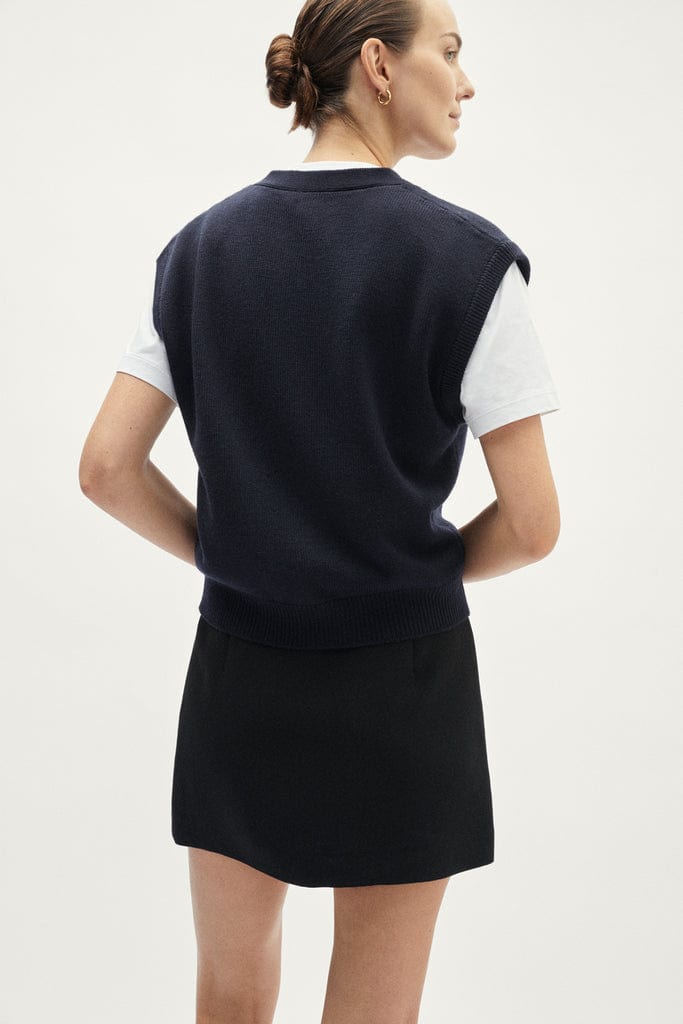 The Merino Wool Buttoned Vest - Blue