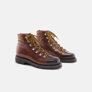 Mountain Boot in Calf Leather