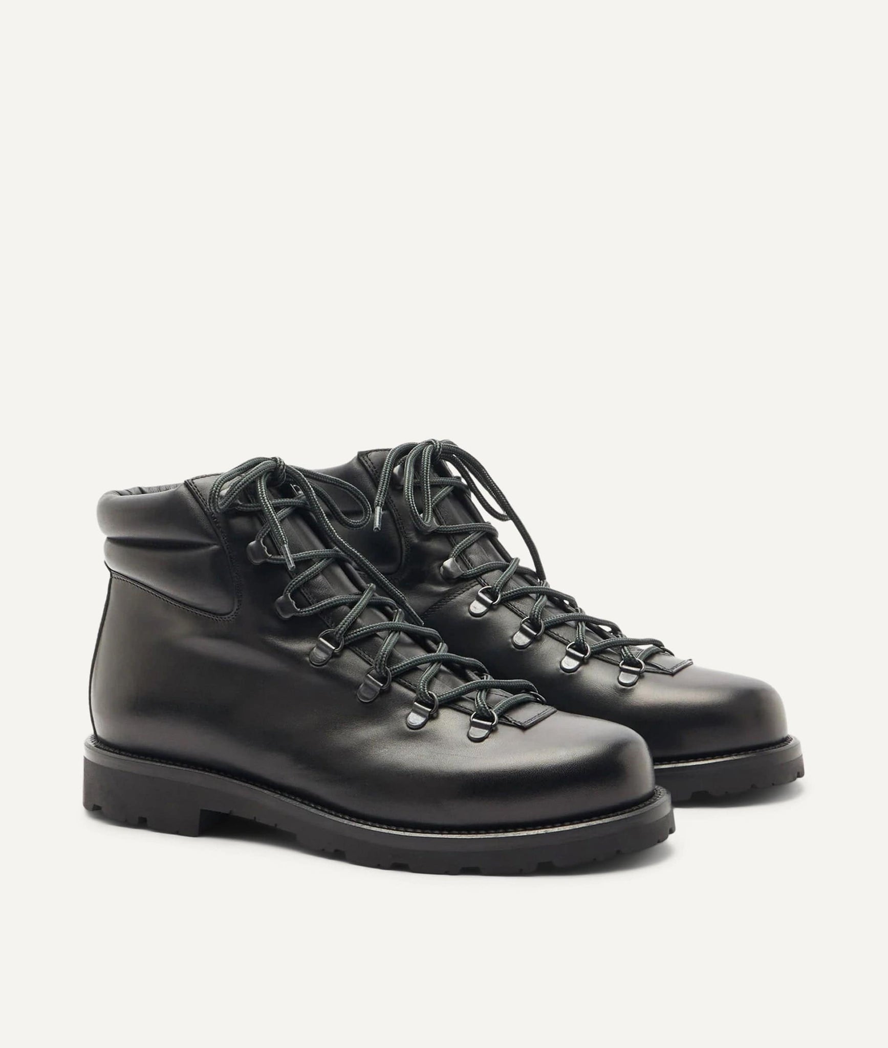 Mountain Boot in Calf Leather