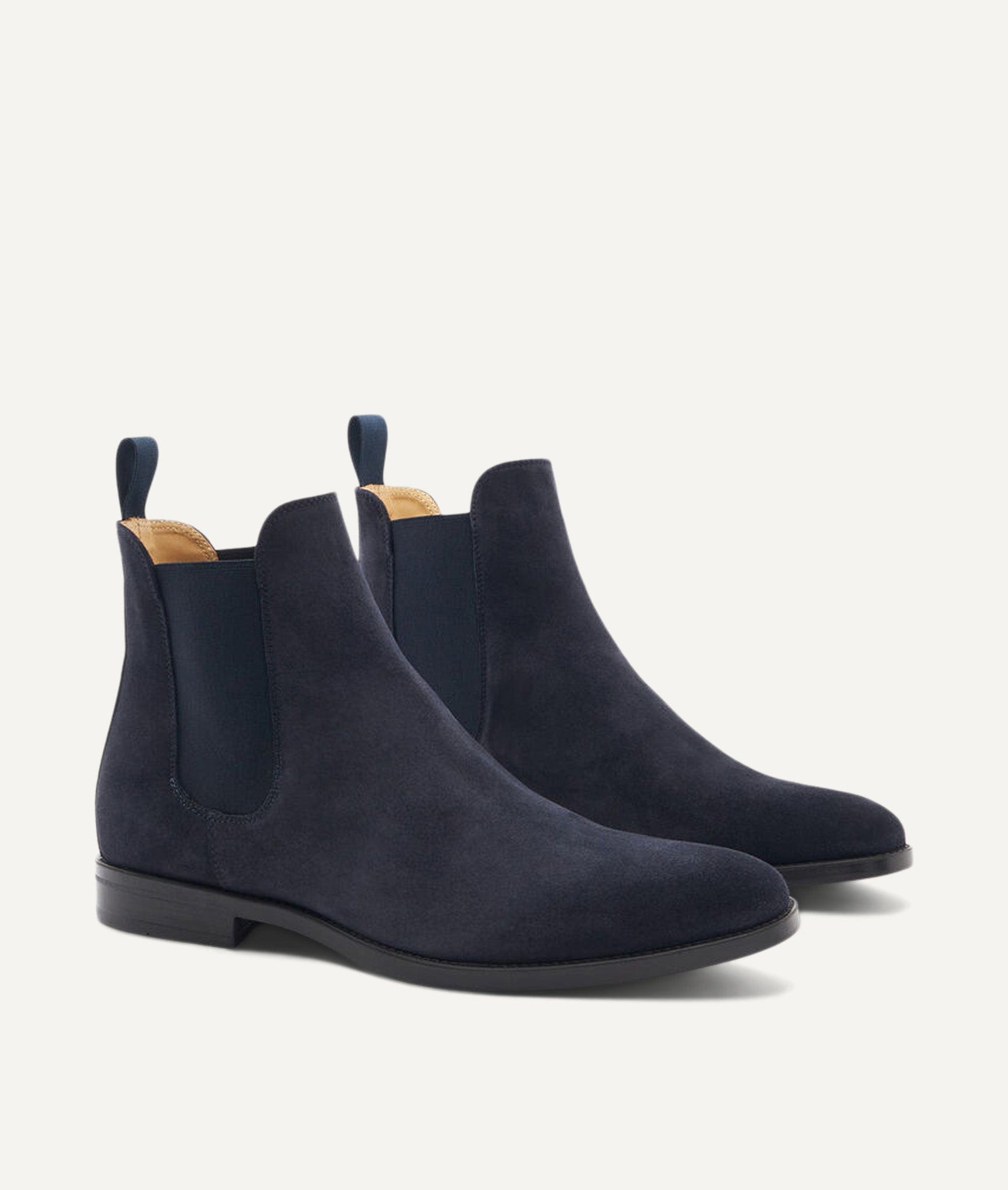 Chelsea Boot in Suede