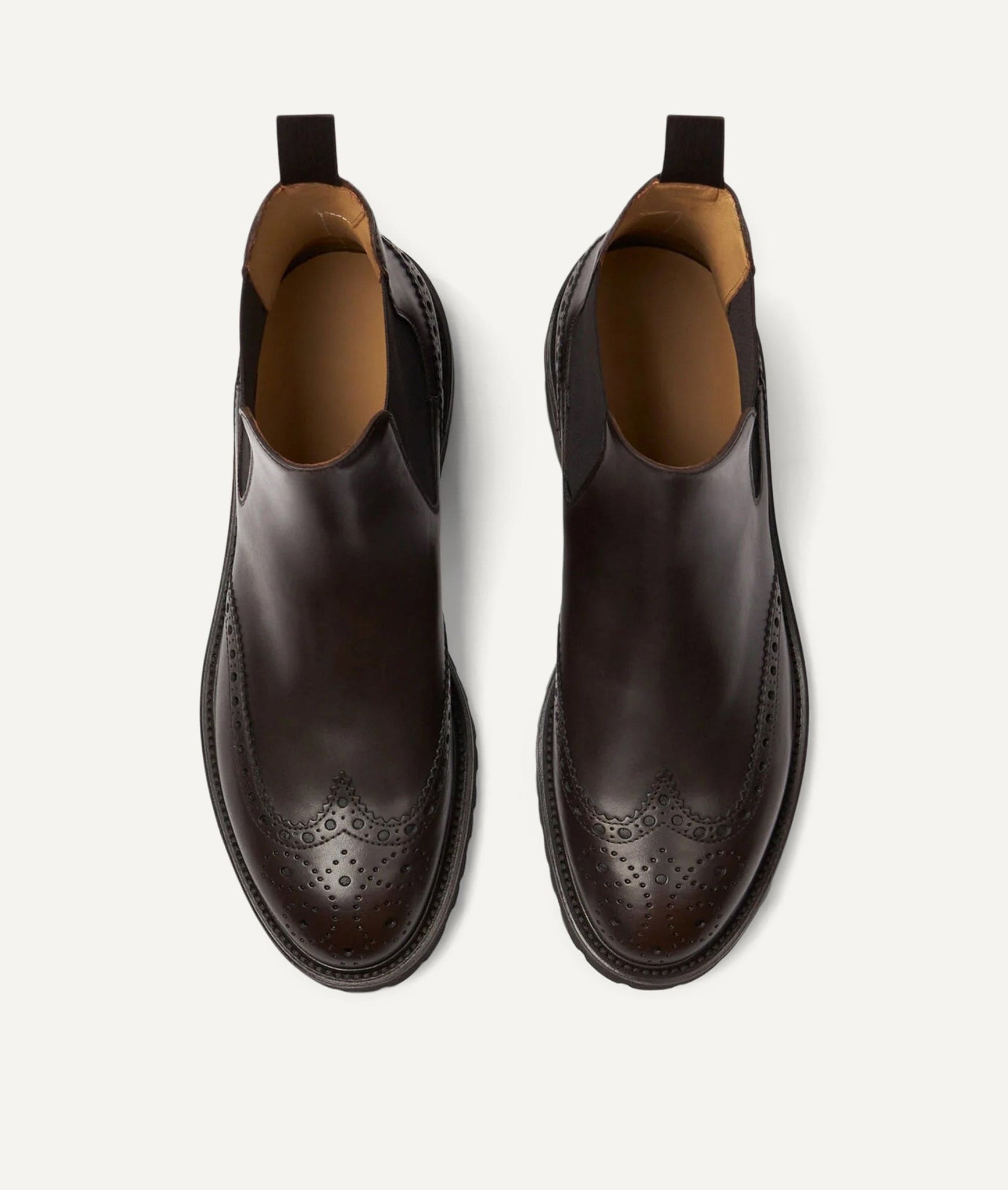 Chelsea Boot Full Brogue in Calf Leather