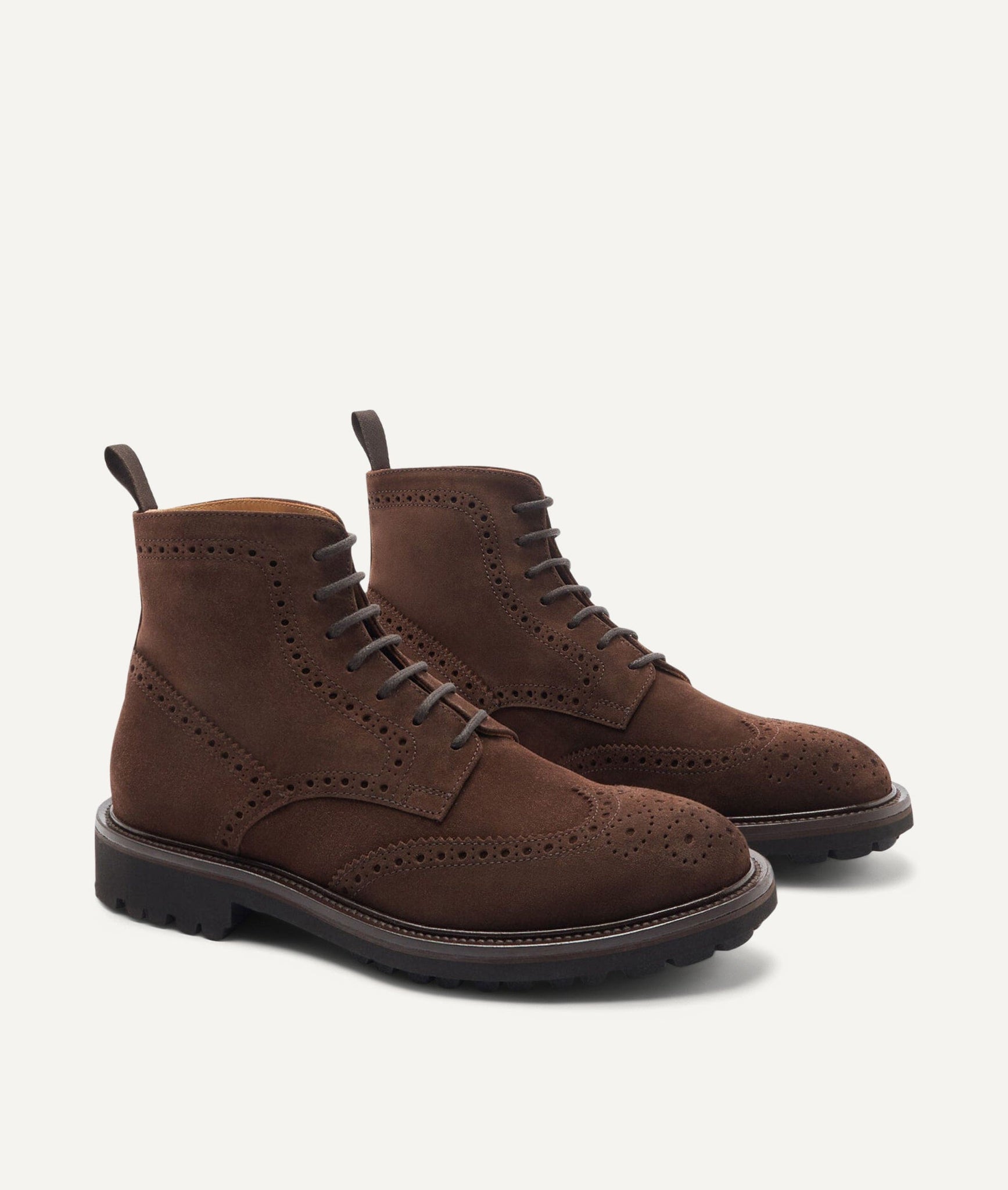 Lace-Up Boot Full Brogue in Suede