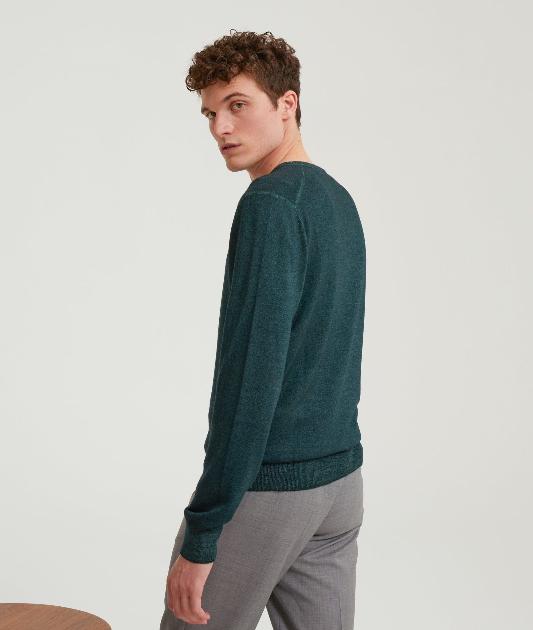 V Neck Sweater in Merino Wool