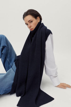 the woolen ribbed scarf blue navy