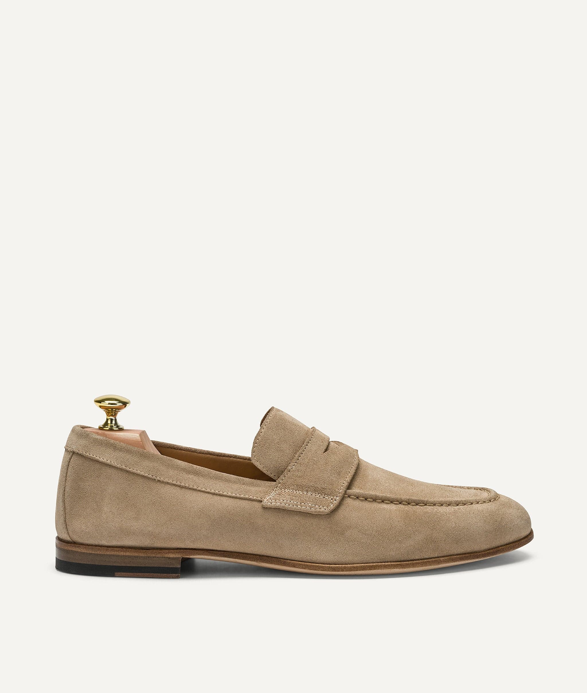 Penny Loafer in Suede – ETIQL