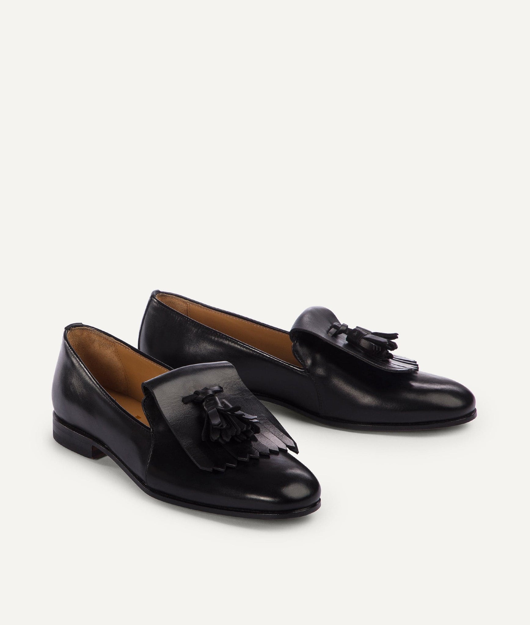 Loafer With Fringes in Calf Leather