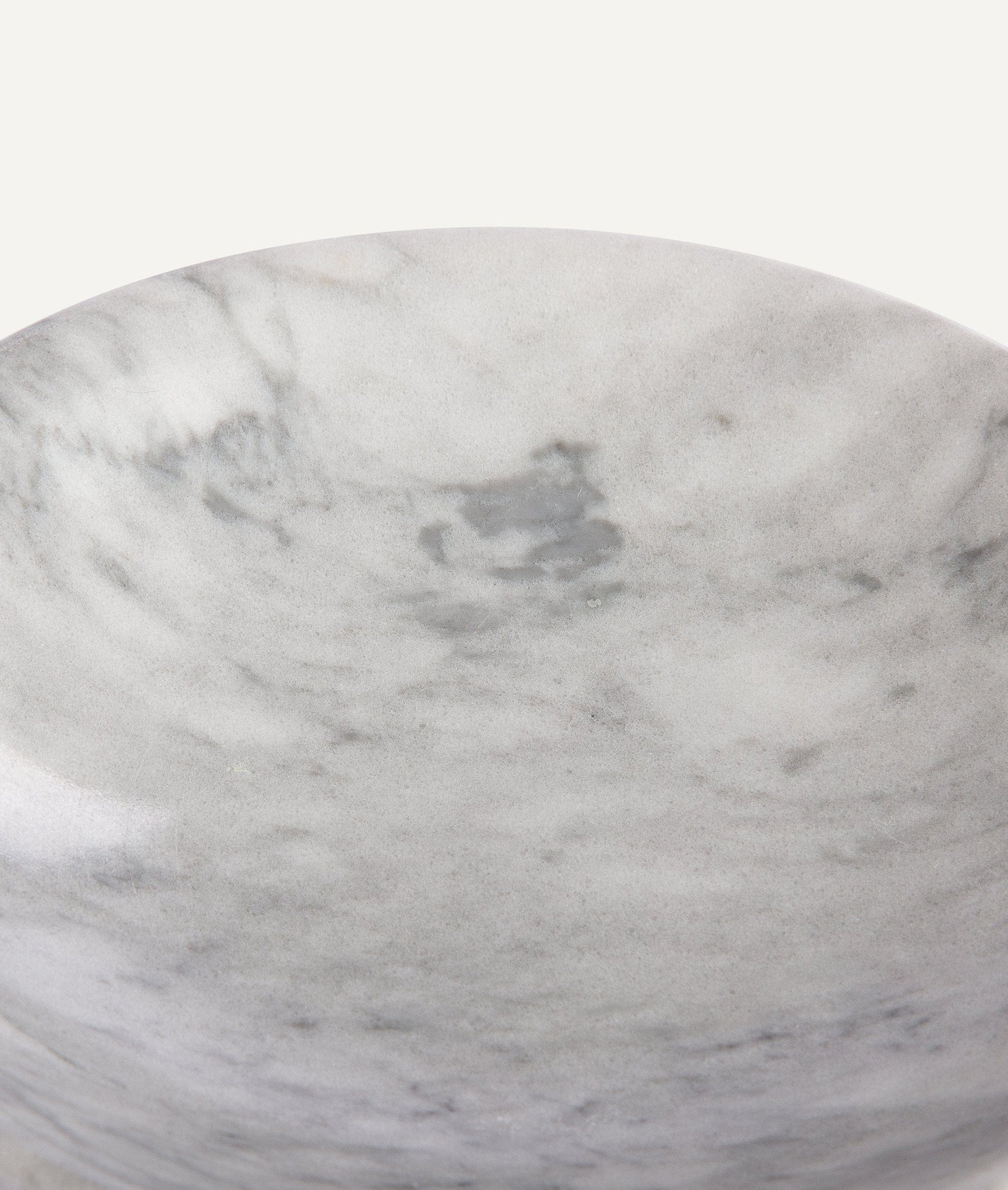 Small bowl in Carrara Marble