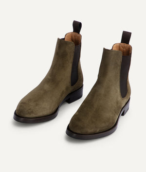 Classic Chelsea Boot in Suede